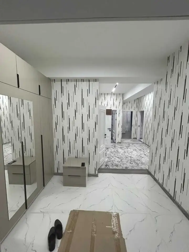 3-комн. квартира, 9 этаж, 100 м², Исмоили Сомони