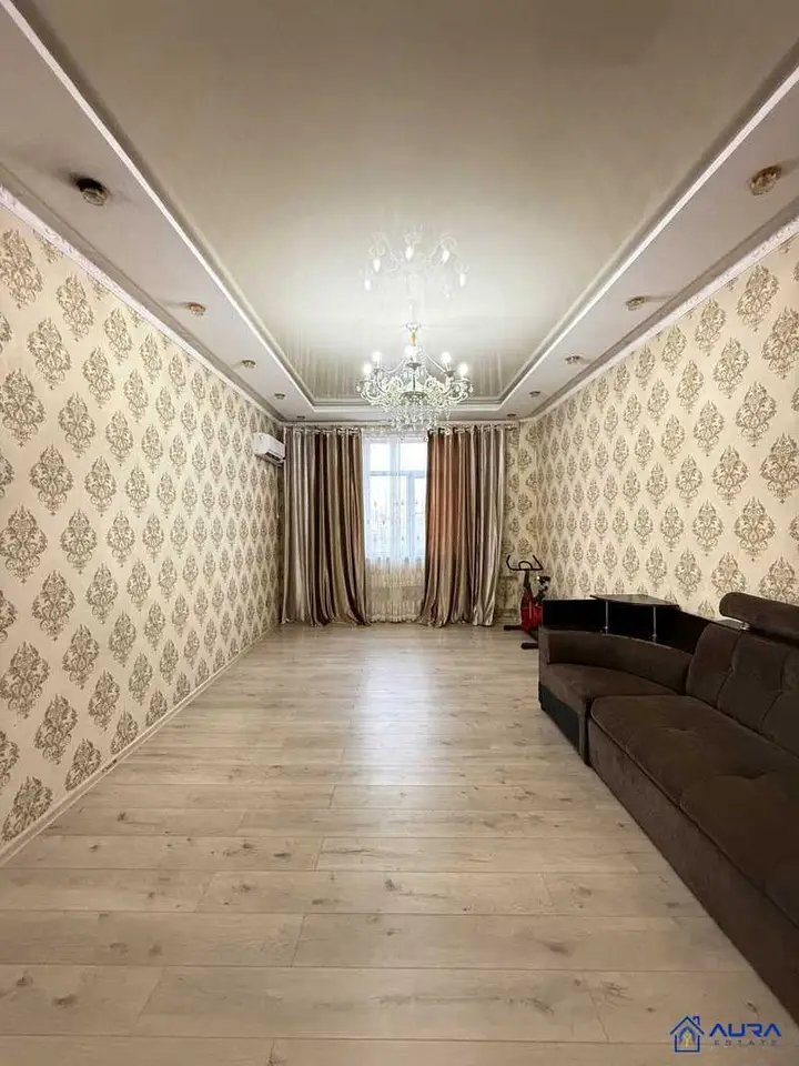 3-комн. квартира, 8 этаж, 100 м², 32 мкр