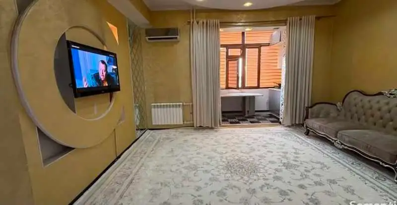 2-комн. квартира, 10 этаж, 87 м², Исмоили Сомони