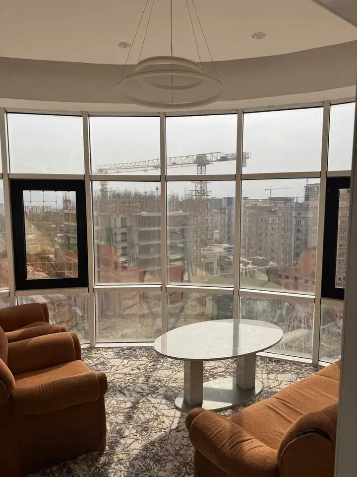 3-комн. квартира, 11 этаж, 86 м², проспект Айни