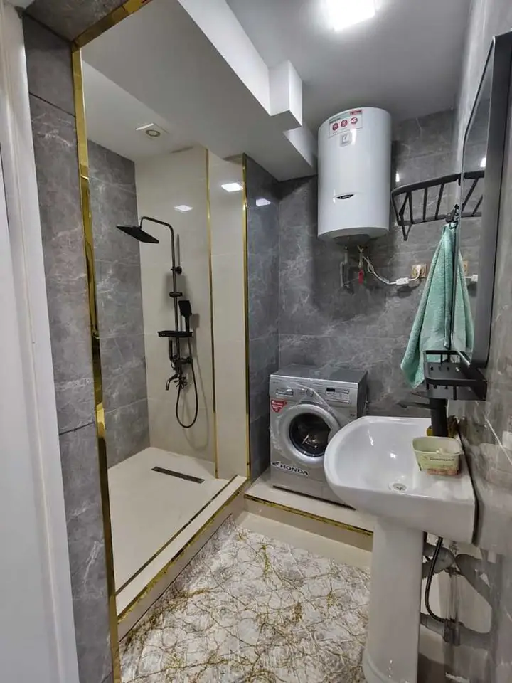 Хонаи 3-ҳуҷрагӣ, ошёнаи 1, 100 м², Хитой бозор