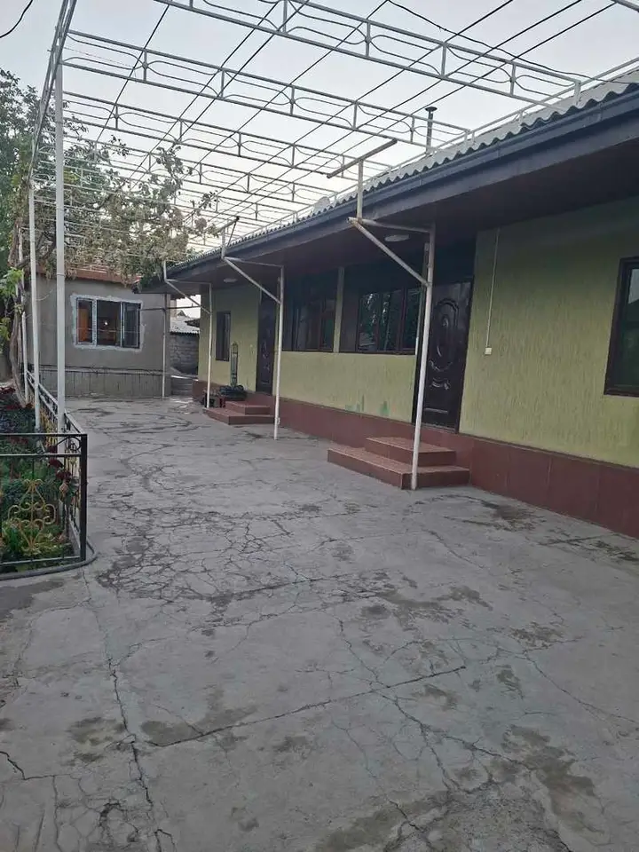 Дом, 7 комн., Душанбе