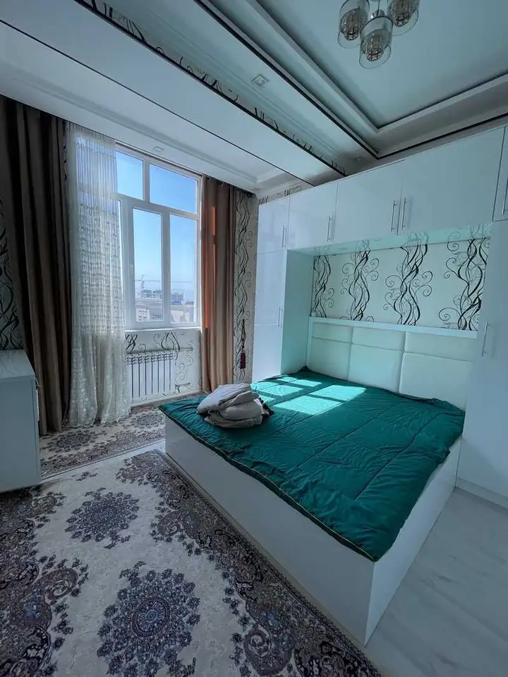 Хонаи 3-ҳуҷрагӣ, ошёнаи 16, 100 м², Молодёжный