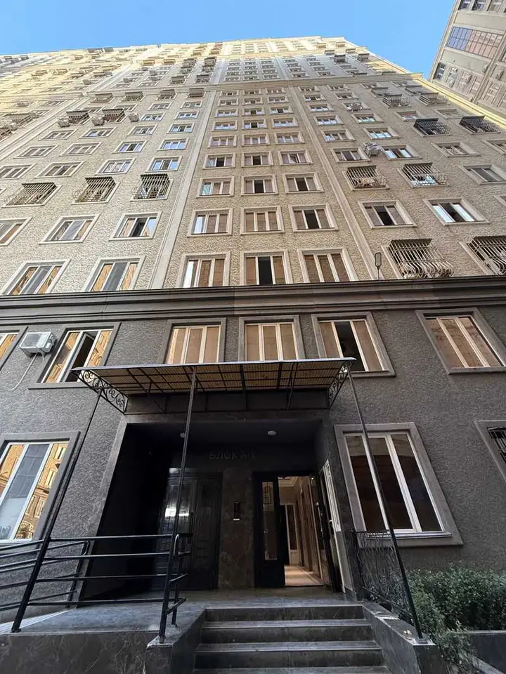 2-комн. квартира, 5 этаж, 79 м², Сино