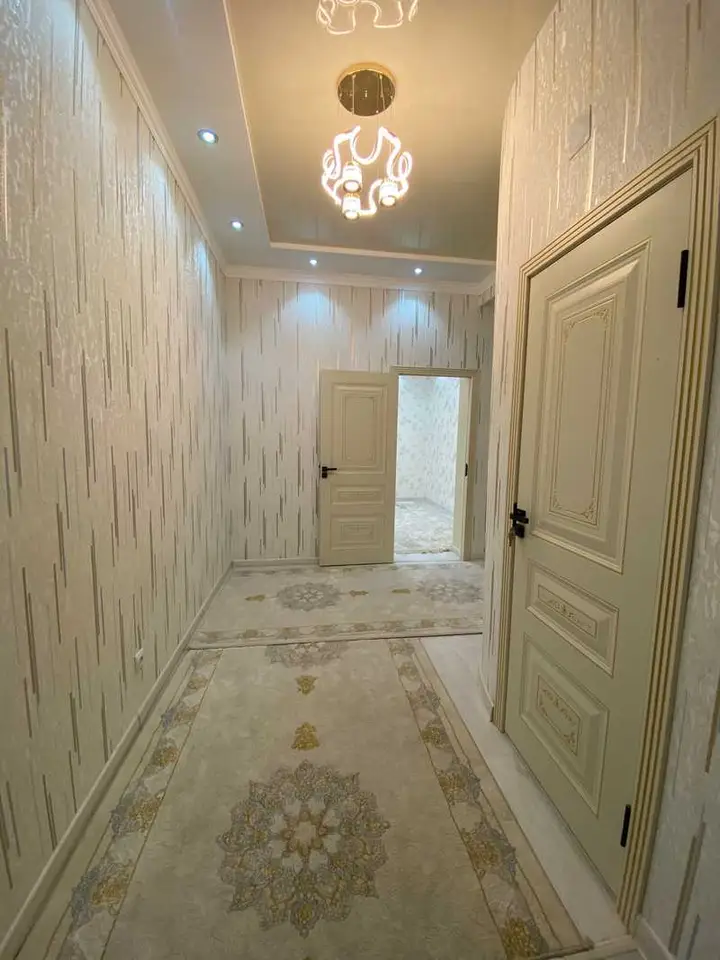 2-комн. квартира, 12 этаж, 81 м², Шохмансур