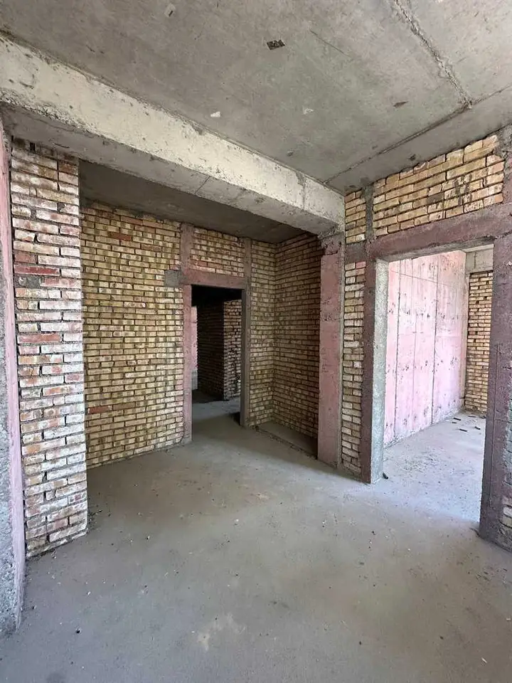 3-комн. квартира, 13 этаж, 92 м², Исмоили Сомони