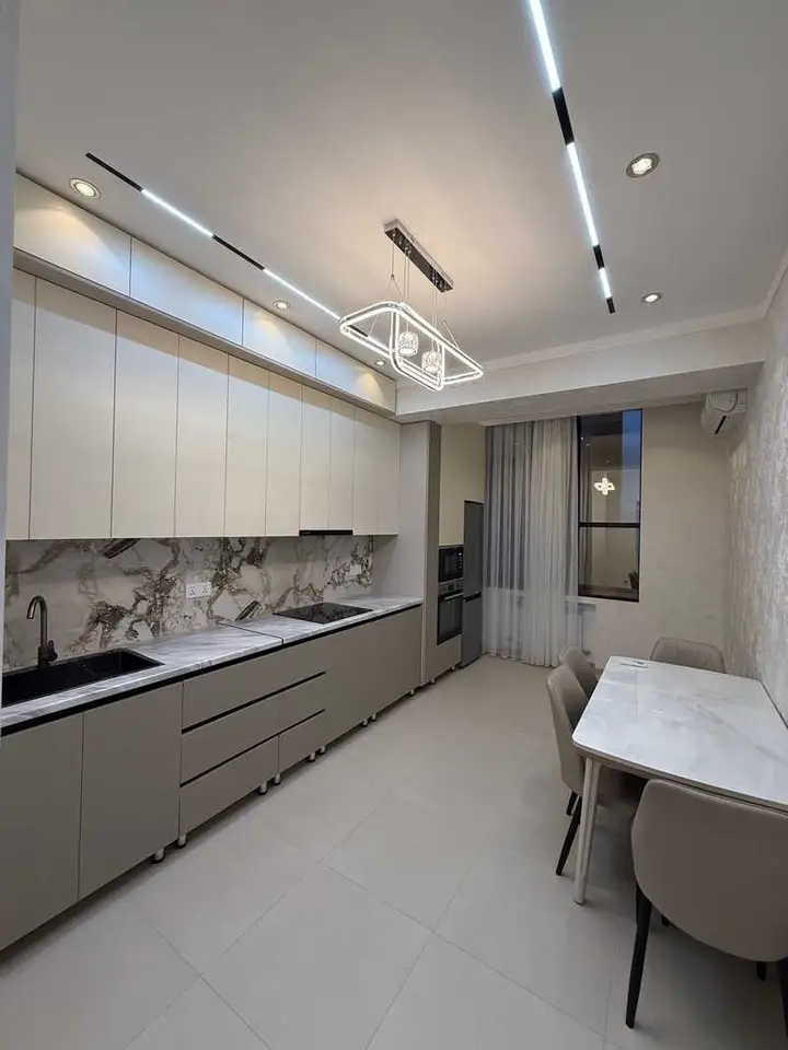 3-комн. квартира, 5 этаж, 94 м², Исмоили Сомони