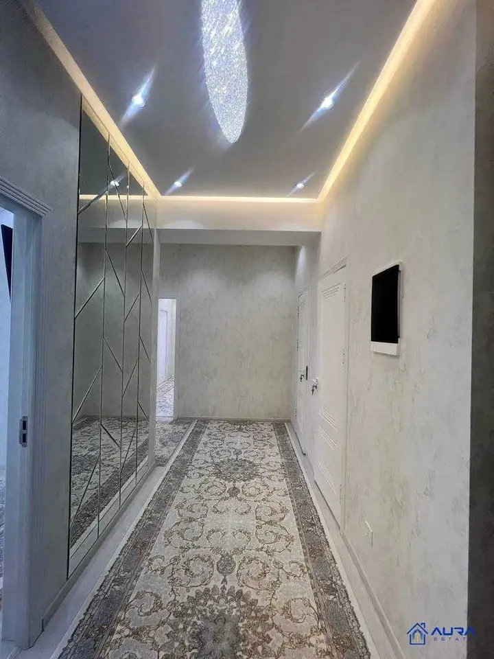 2-комн. квартира, 12 этаж, 76 м², Шохмансур