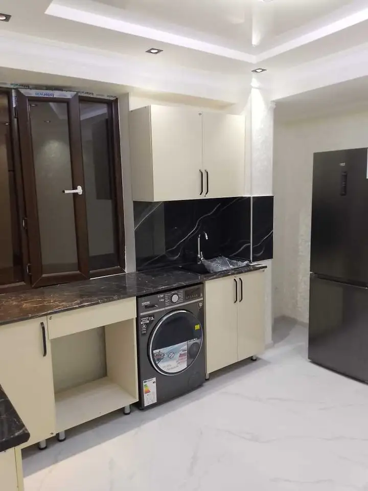 2-комн. квартира, 1 этаж, 47 м², Сино