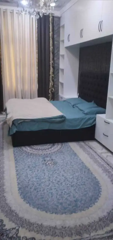 2-комн. квартира, 9 этаж, 79 м², Фирдавси
