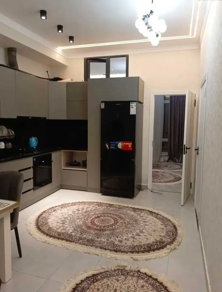3-комн. квартира, 11 этаж, 70 м², ОВИР