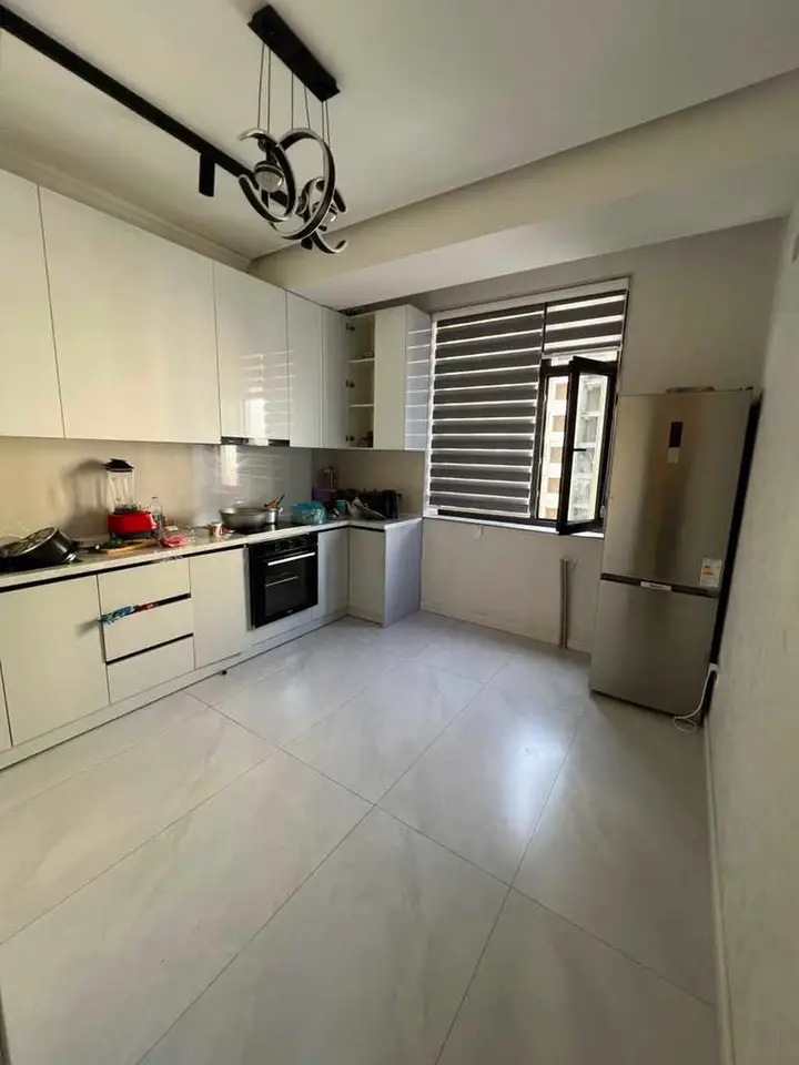 3-комн. квартира, 8 этаж, 108 м², Фирдавси