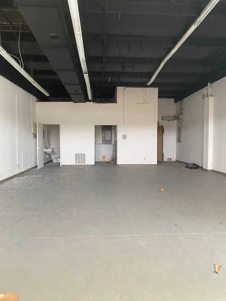 Коммерческая, 1 234 м², 102 мкр