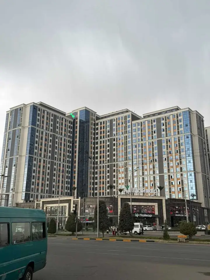 2-комн. квартира, 20 этаж, 104 м², Фирдавси
