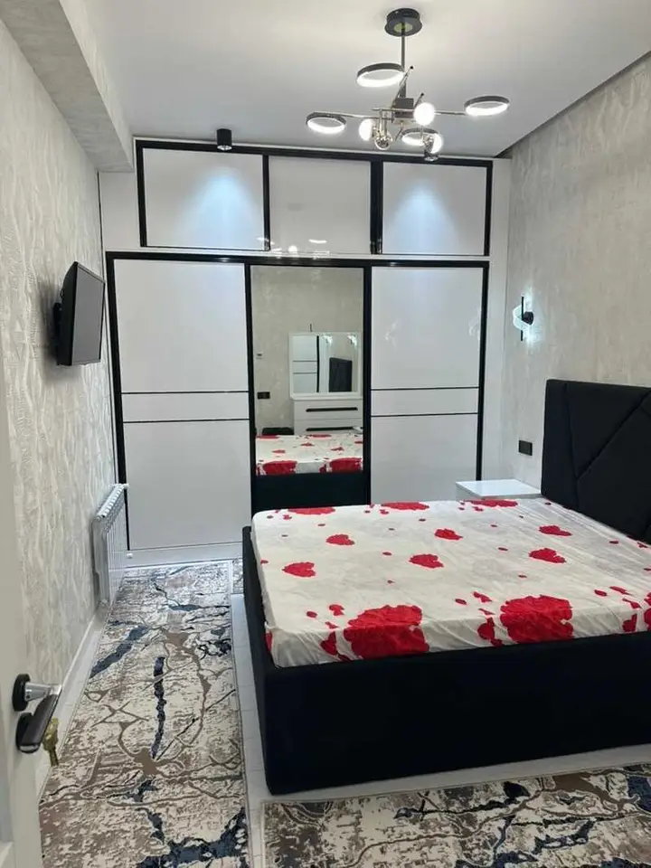 2-комн. квартира, 1 этаж, 61 м², Исмоили Сомони