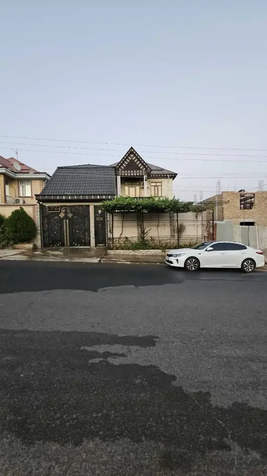 House, 8 rooms, 300 m², Shohmansur