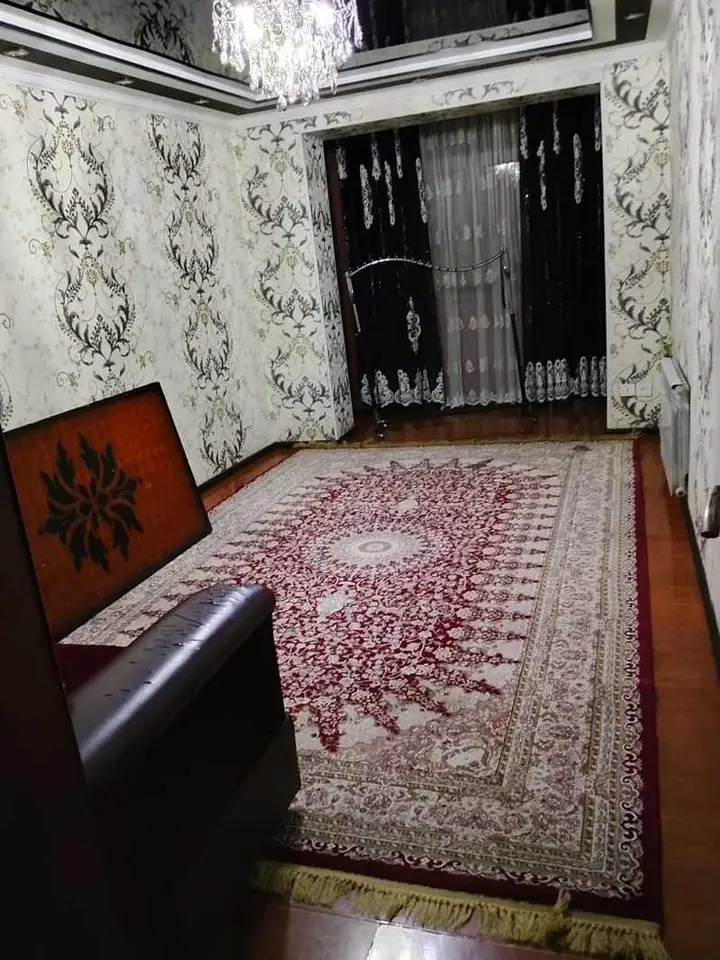 4-комн. квартира, 2 этаж, 80 м², Сино