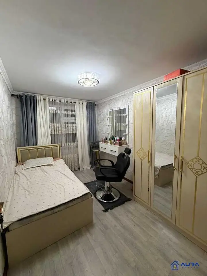 4-комн. квартира, 5 этаж, 80 м², Сино