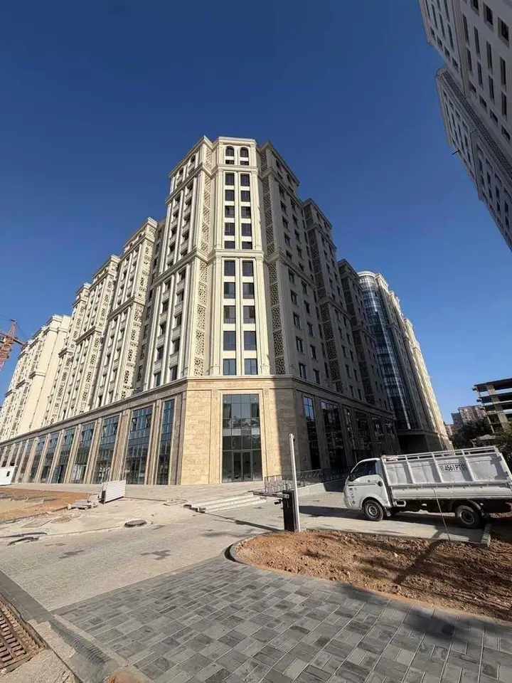 2-комн. квартира, 12 этаж, 71 м², Шохмансур