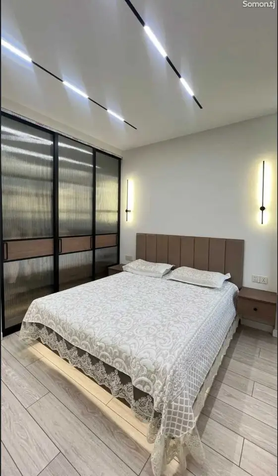 2-комн. квартира, 5 этаж, 75 м², Дом печати