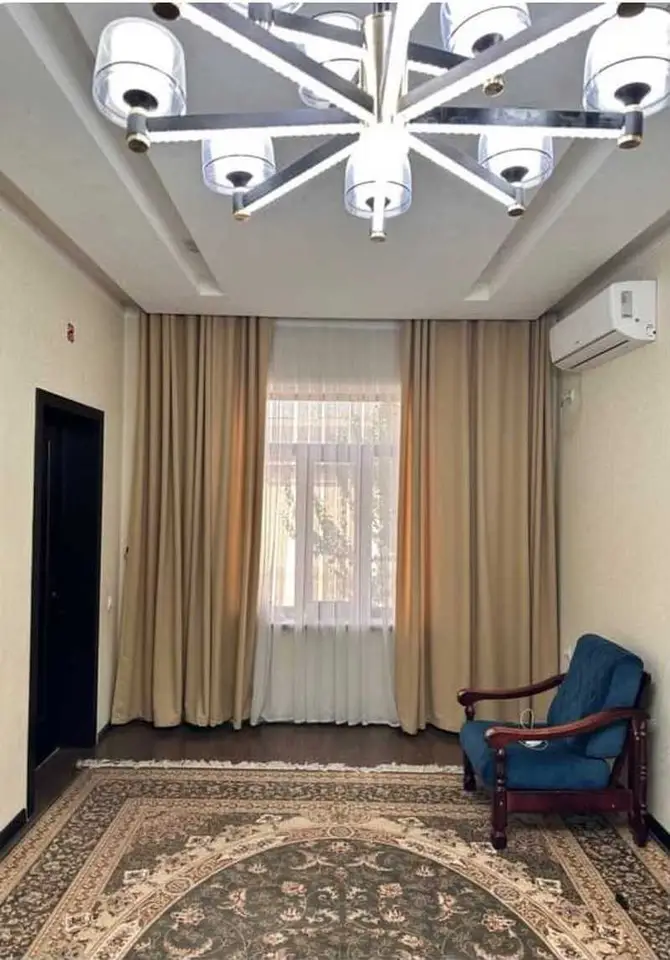 Дом, 5 комн., 200 м², 104 мкр