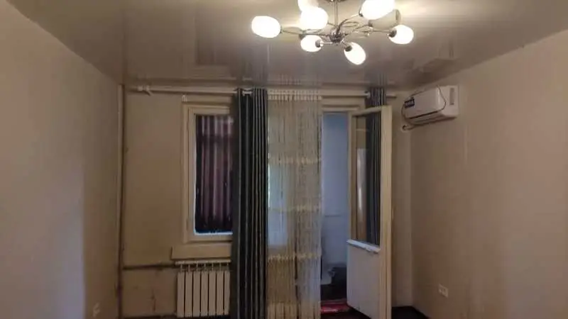1-комн. квартира, 2 этаж, 30 м², 63 мкр