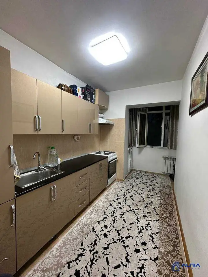 3-комн. квартира, 2 этаж, 67 м², Сино