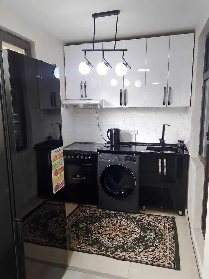 4-комн. квартира, 4 этаж, 98 м², Душанбе