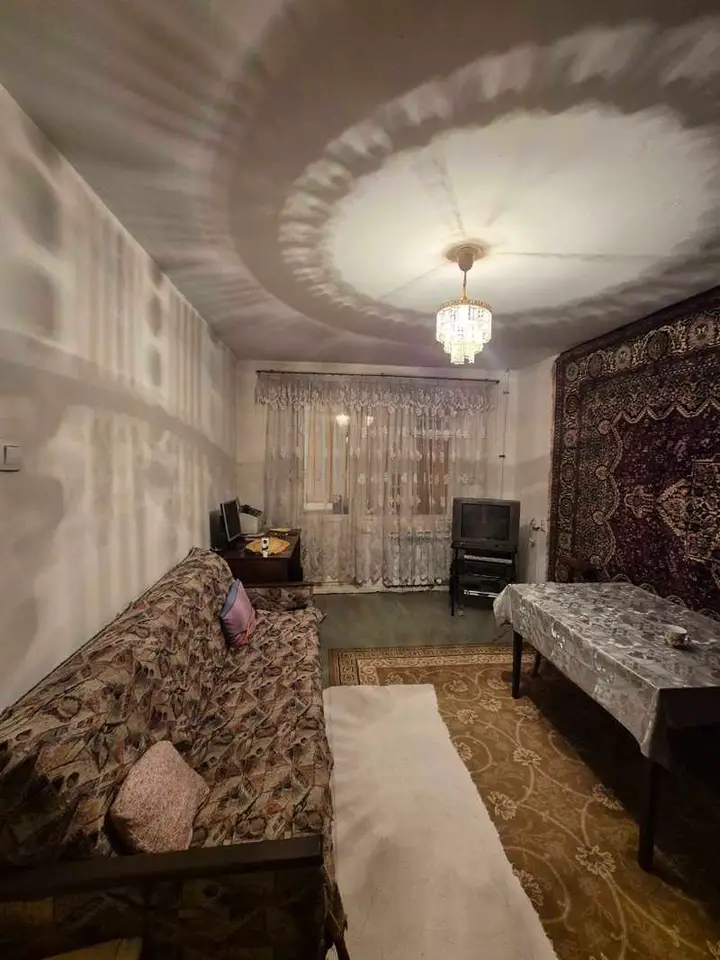 3-комн. квартира, 2 этаж, 66 м², 102 мкр