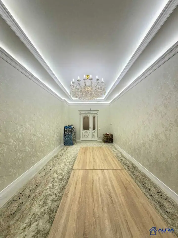 4-комн. квартира, 1 этаж, 162 м², Сино