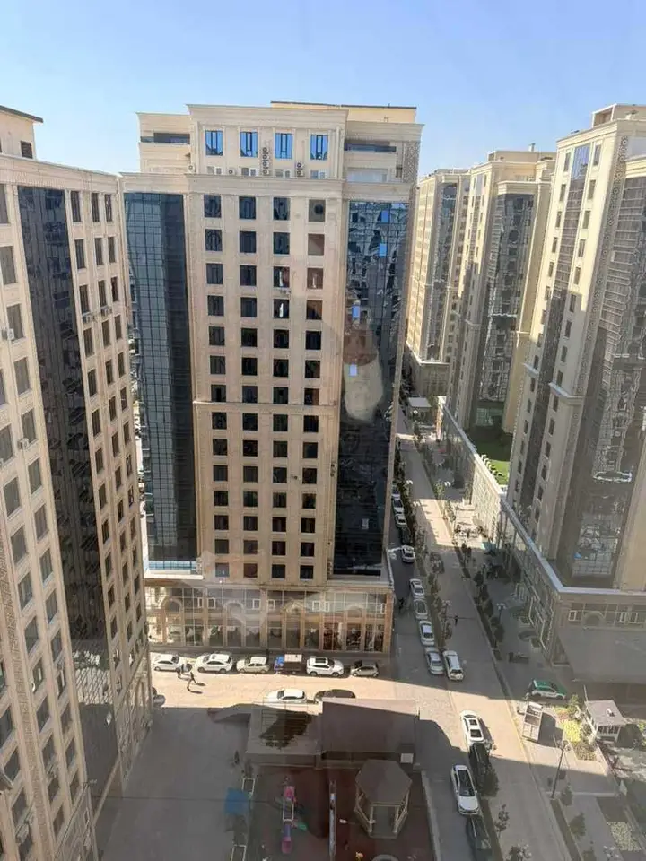 2-комн. квартира, 16 этаж, 53 м², Шохмансур
