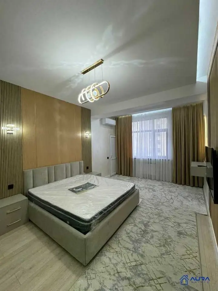 2-комн. квартира, 6 этаж, 77 м², Фирдавси