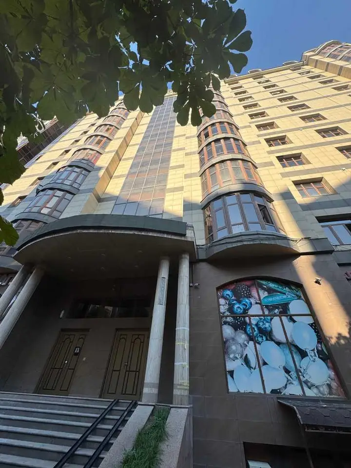 4-комн. квартира, 11 этаж, 107 м², Исмоили Сомони