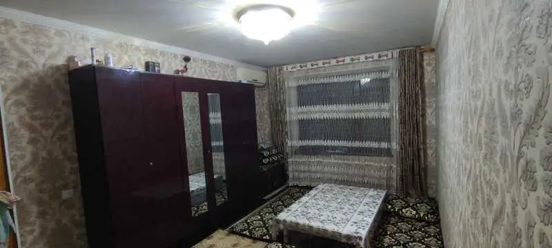 4-комн. квартира, 3 этаж, 65 м², Сино