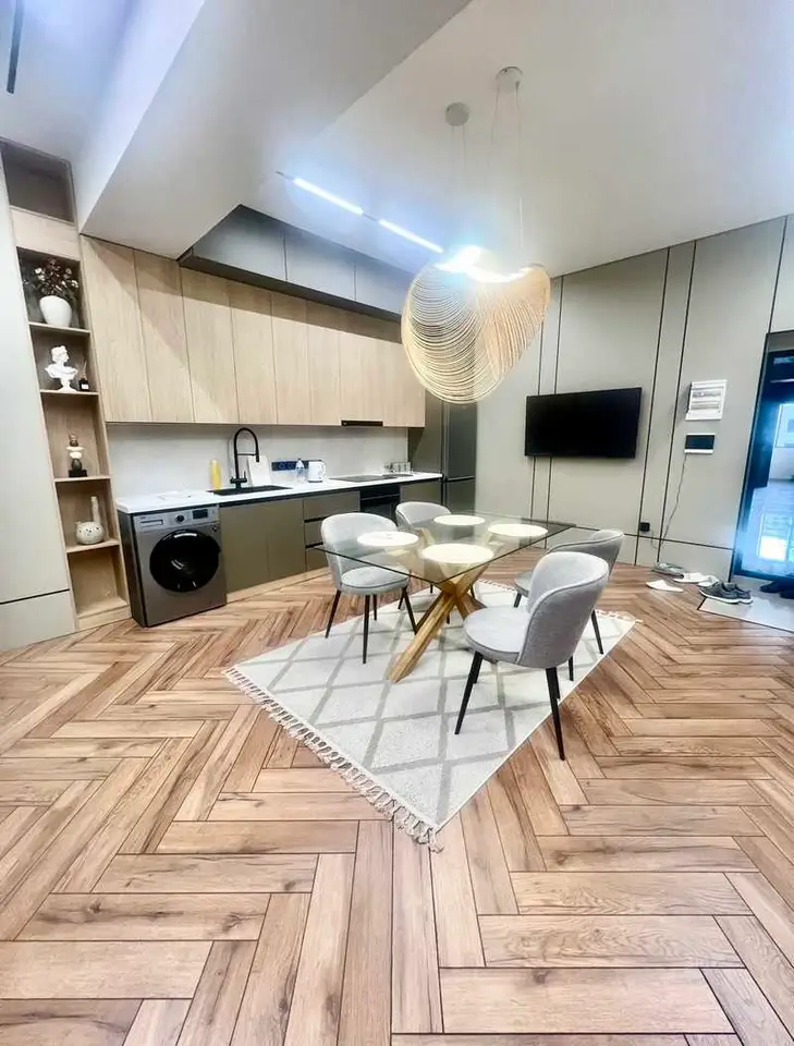 2-комн. квартира, 15 этаж, 75 м², ОВИР