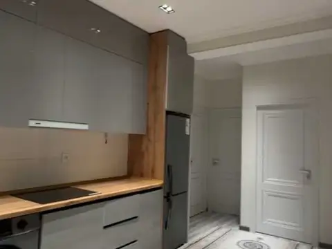 2-комн. квартира, 11 этаж, 48 м², Шохмансур