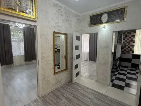 4-комн. квартира, 1 этаж, 100 м², Сино