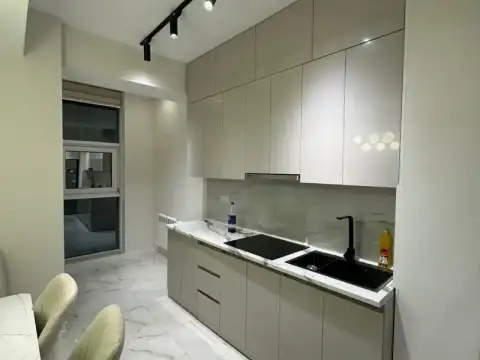 2-комн. квартира, 8 этаж, 70 м², Шохмансур