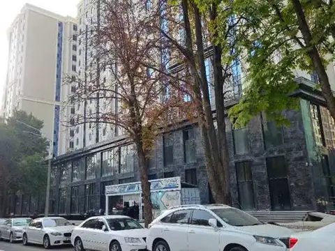 3-комн. квартира, 17 этаж, 82 м², Шохмансур