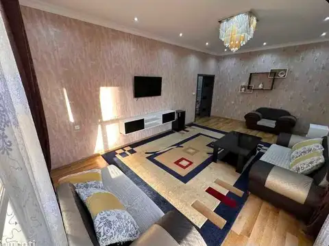 Хонаи 2-ҳуҷрагӣ, ошёнаи 3, 90 м², Исмоили Сомонӣ