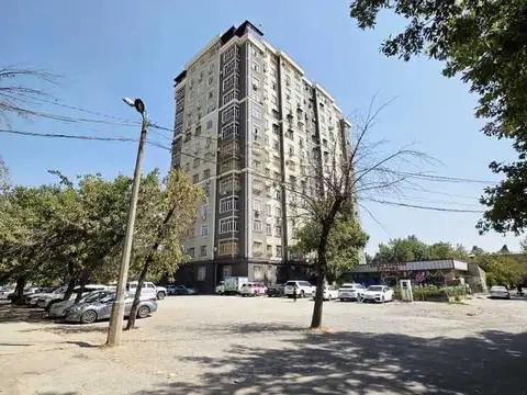 4-комн. квартира, 1 этаж, 152 м², Сино