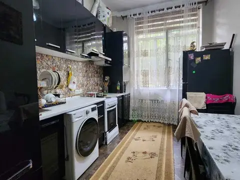 2-комн. квартира, 1 этаж, 60 м², Фирдавси