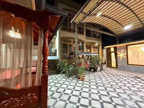 Дом, 8 комн., 550 м², Фирдавси