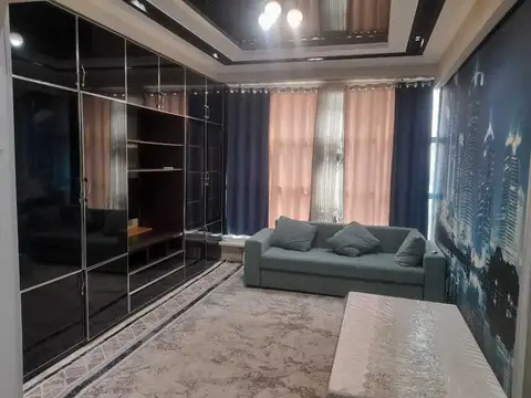 Хонаи 2-ҳуҷрагӣ, ошёнаи 8, 50 м², Қарабулоқ