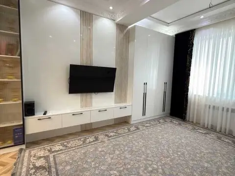 3-комн. квартира, 12 этаж, 93 м², Исмоили Сомони