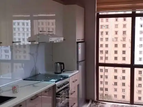 2-комн. квартира, 14 этаж, 81 м², Шохмансур