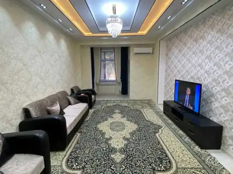 2-комн. квартира, 4 этаж, 100 м², Душанбе