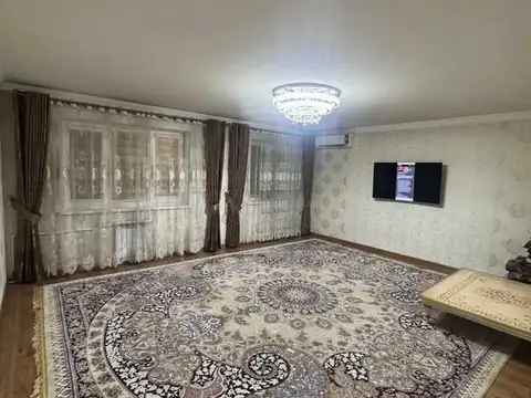 Хонаи 2-ҳуҷрагӣ, ошёнаи 1, 78 м², 33 мкр