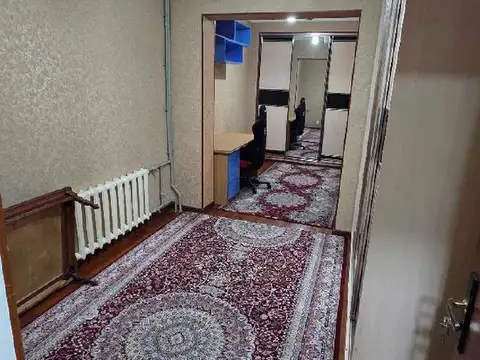 Хонаи 4-ҳуҷрагӣ, ошёнаи 3, 95 м², 61 мкр