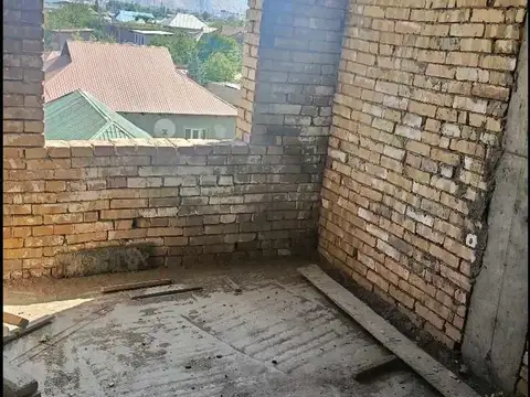 3-комн. квартира, 3 этаж, 66 м², Фирдавси
